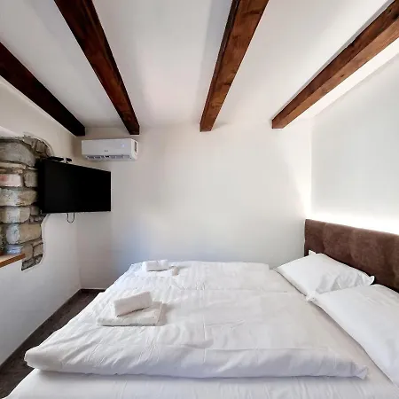 Akvatour Apartments Piran Exterior photo