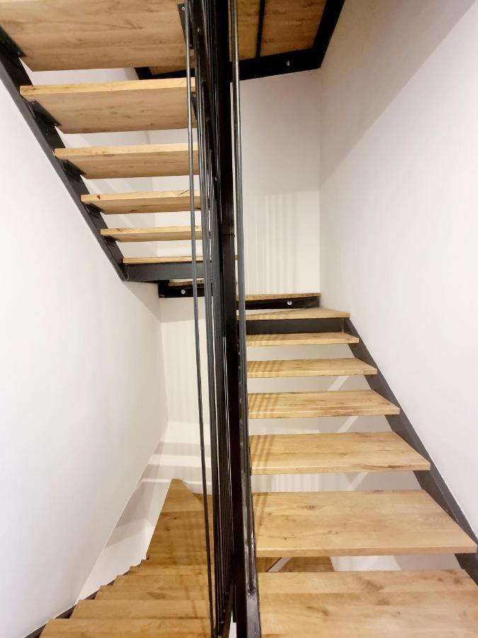 Apartma Akvatour *