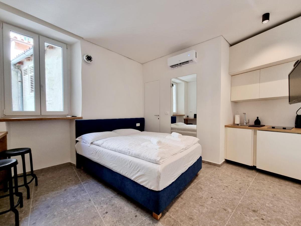 Apartma Akvatour *